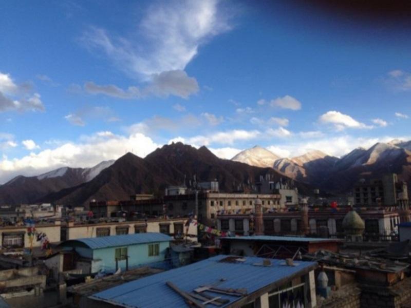 Tashitakge Hotel Lhasa Exterior photo