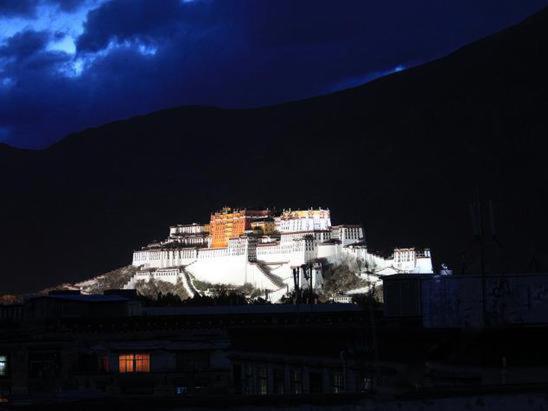 Tashitakge Hotel Lhasa Exterior photo