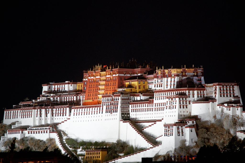 Tashitakge Hotel Lhasa Exterior photo