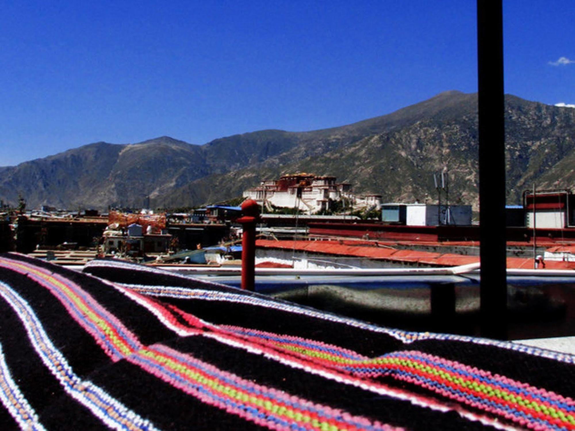 Tashitakge Hotel Lhasa Exterior photo